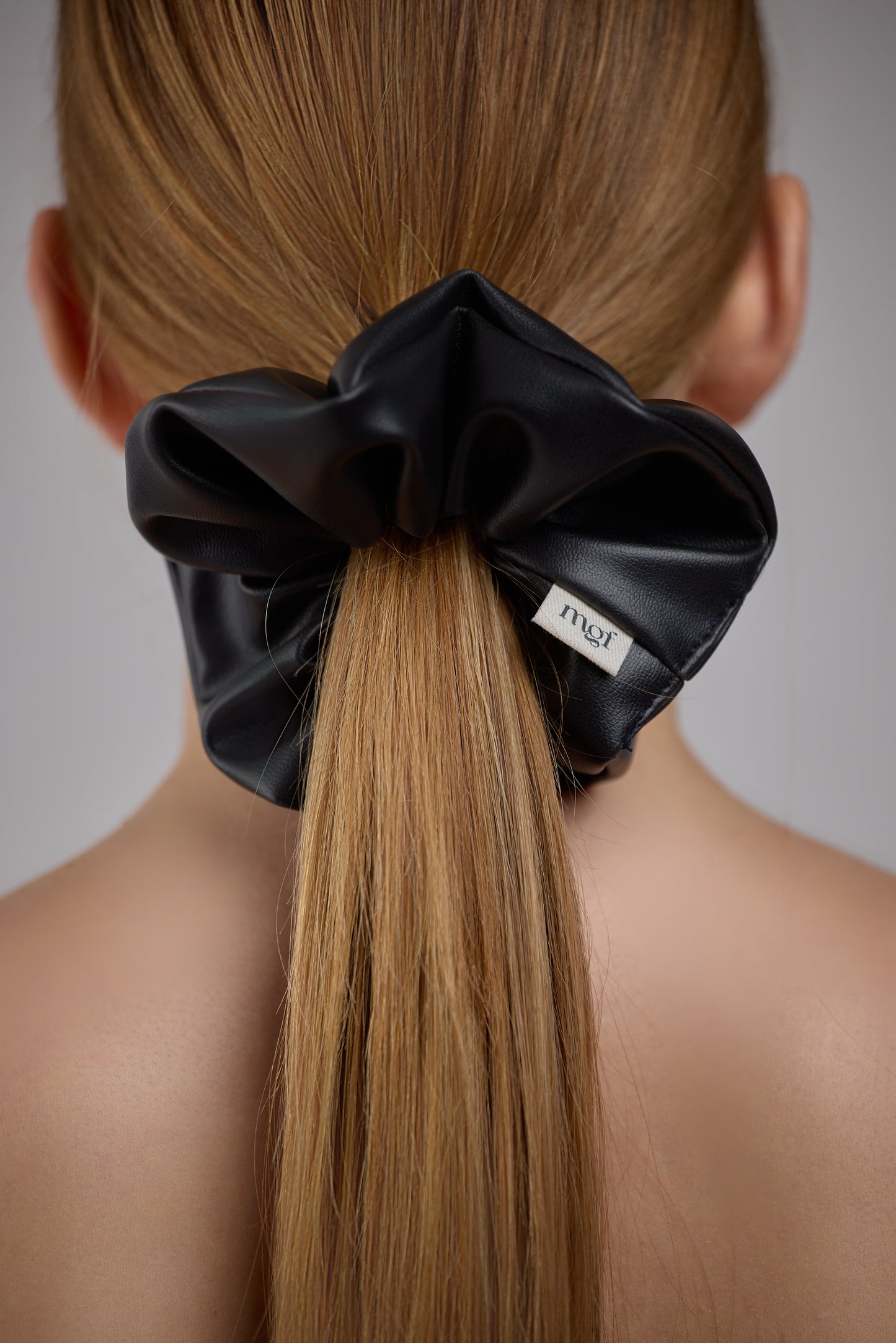 Scrunchie Ophelia in pelle